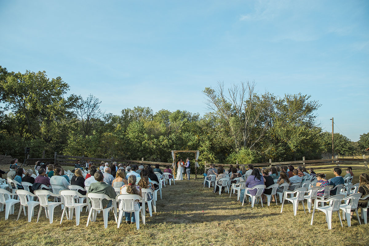 Bride, groom and wedding party, outdoor wedding arrangement